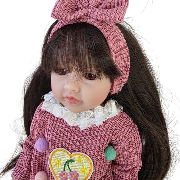 34 CM BABYLISTIC VINYL SILICONE DOLL, realistic hair, eyes, nails, so soft - Picture 5 of 8